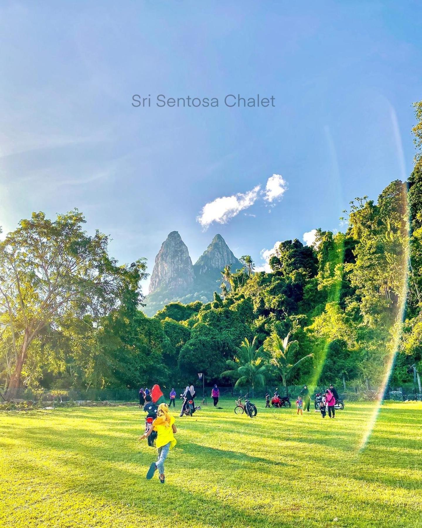 Sri Sentosa Chalet Kampong Mukut Eksteriør bilde