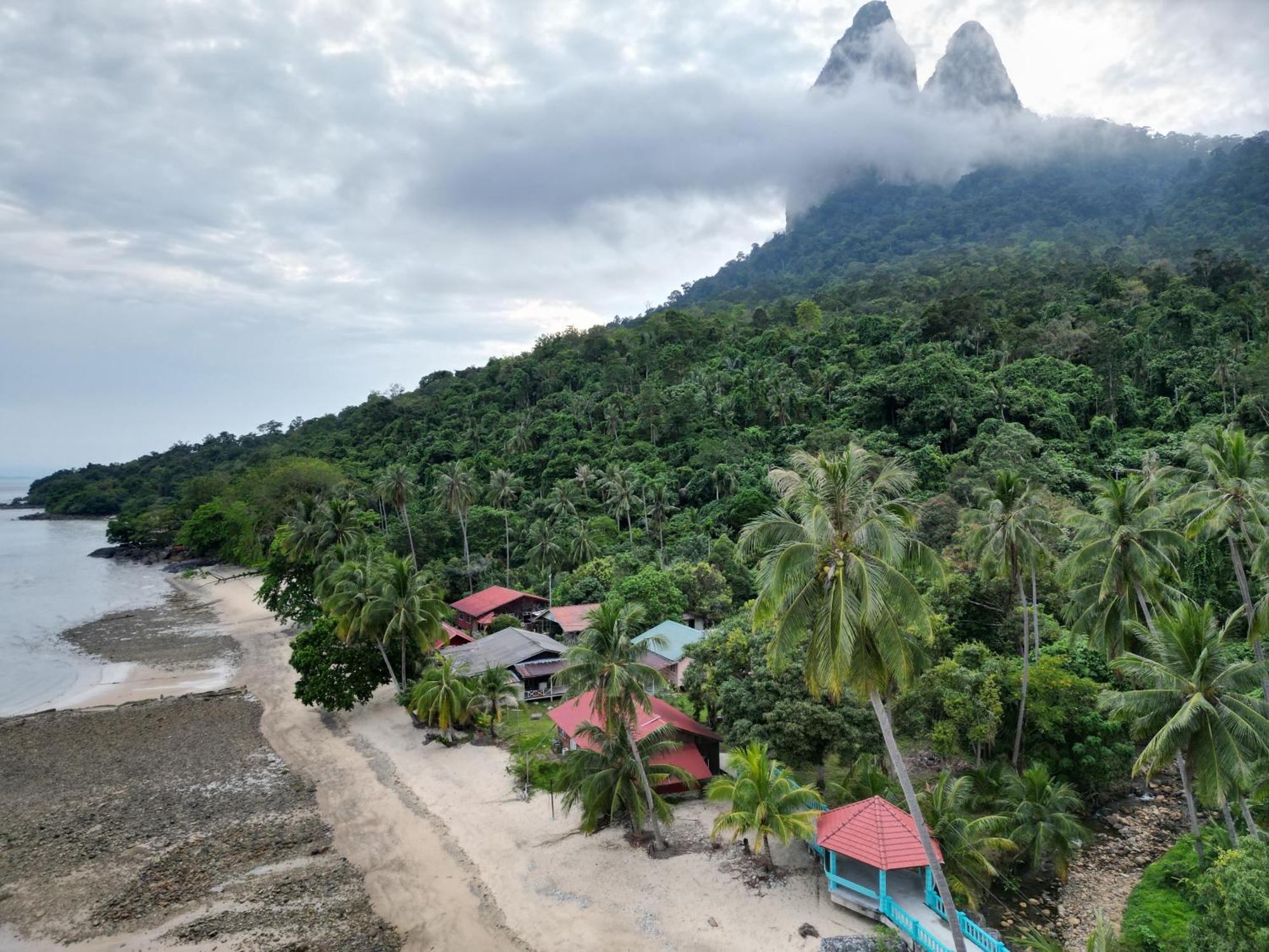 Sri Sentosa Chalet Kampong Mukut Eksteriør bilde